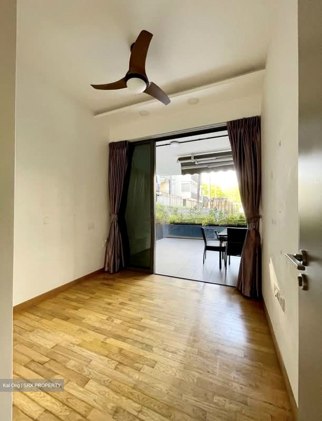 Stratum (D18), Condominium #581113471